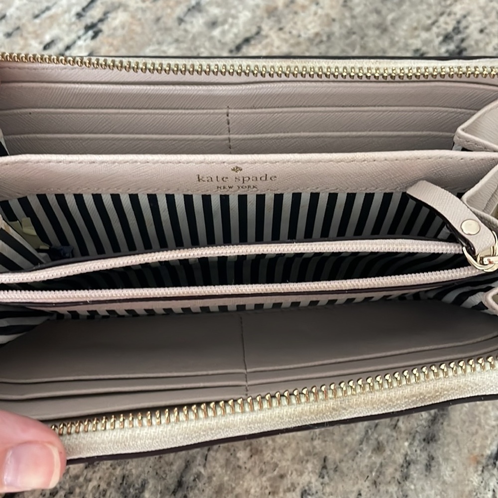 Kate Spade Wallet - Picture 2 of 4